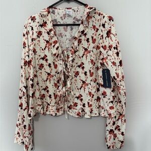 NWT Melrose & Market Floral Front Tie Blouse